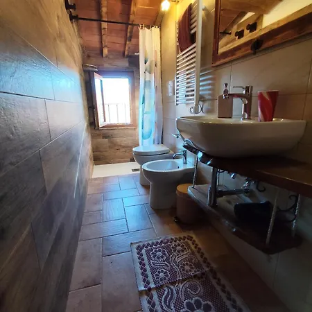 Campo Cantina Sulla * Гаворрано