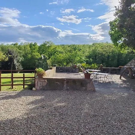 Campo Cantina Sulla * Гаворрано